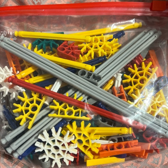 K’nex Education Stem Building Simple And Compound Machines 16 models, 352 pieces - Picture 2 of 6